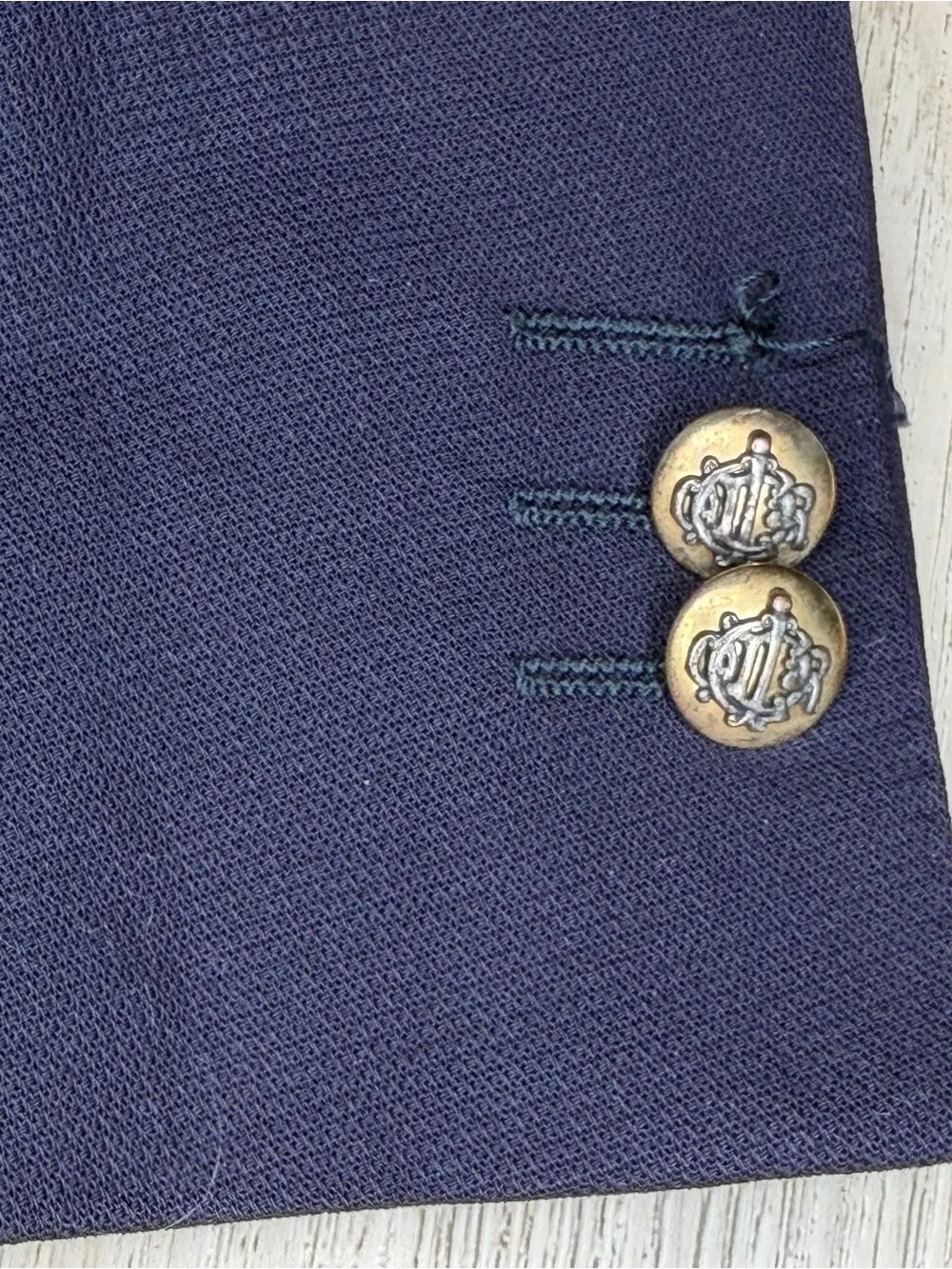 Dior item details